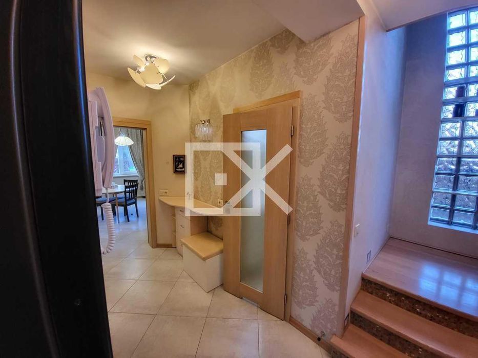 Оренда Будинок Оболонь Богатирська42 Без комісії  2 поверхи Міністерка