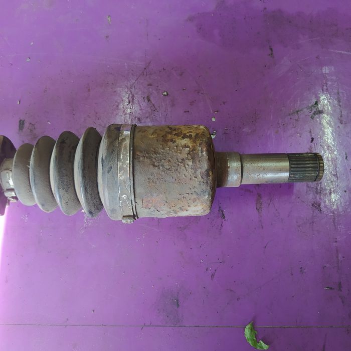 Полуось піввісь привід привод шрус Chevrolet Epica 2.0 Diesel (ліва).