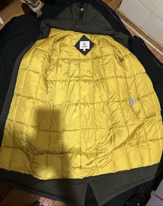 Тепла жіноча зимова куртка