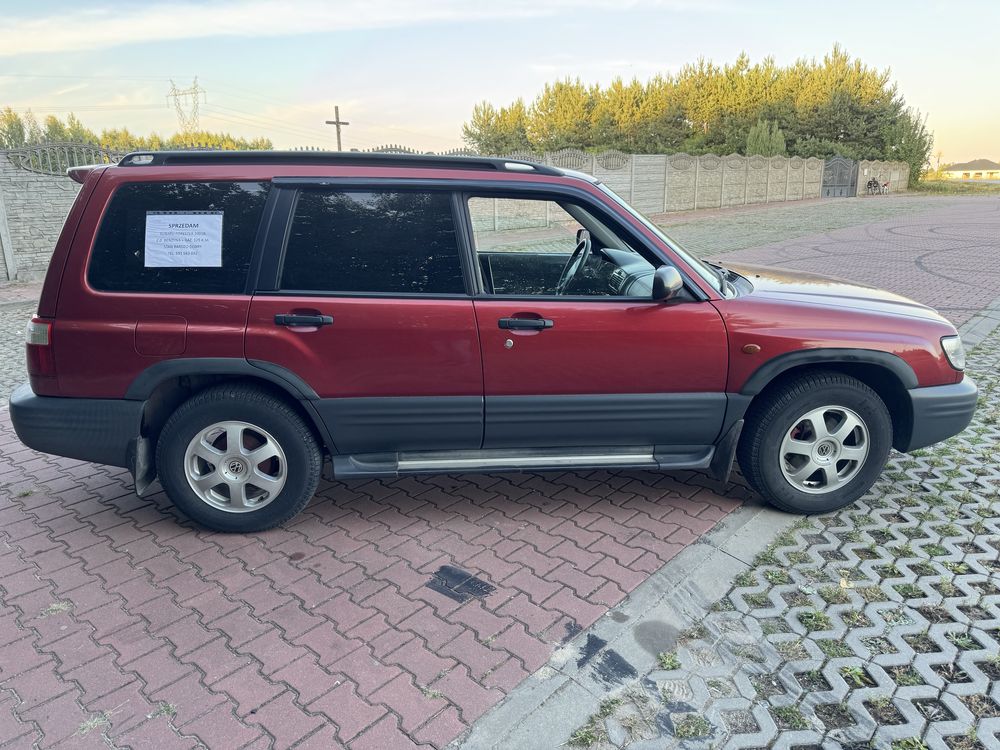 Subaru Forester 2.0 B+G 2001r
