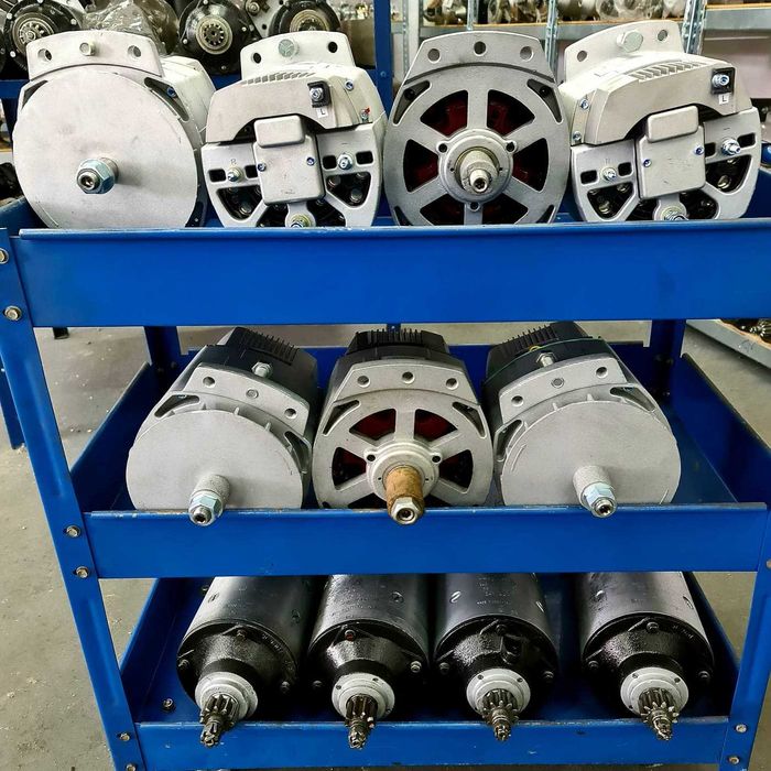 Rozrusznik Case Claas alternator komatsu caterpillar liebherr cummins