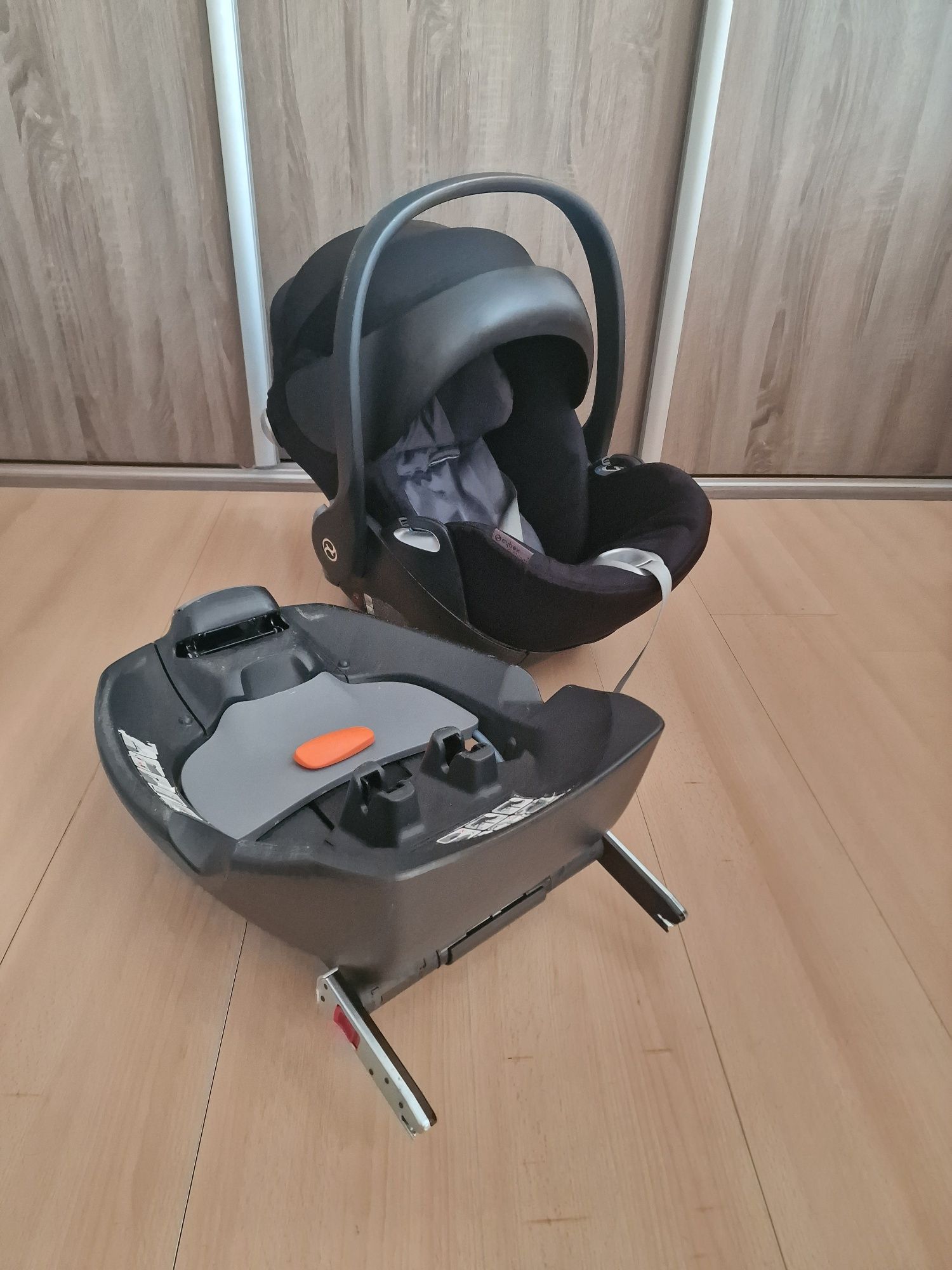 CYBEX fotelik plus baza isofix