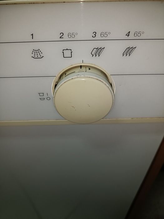 Máquina de lavar loiça Whirlpool