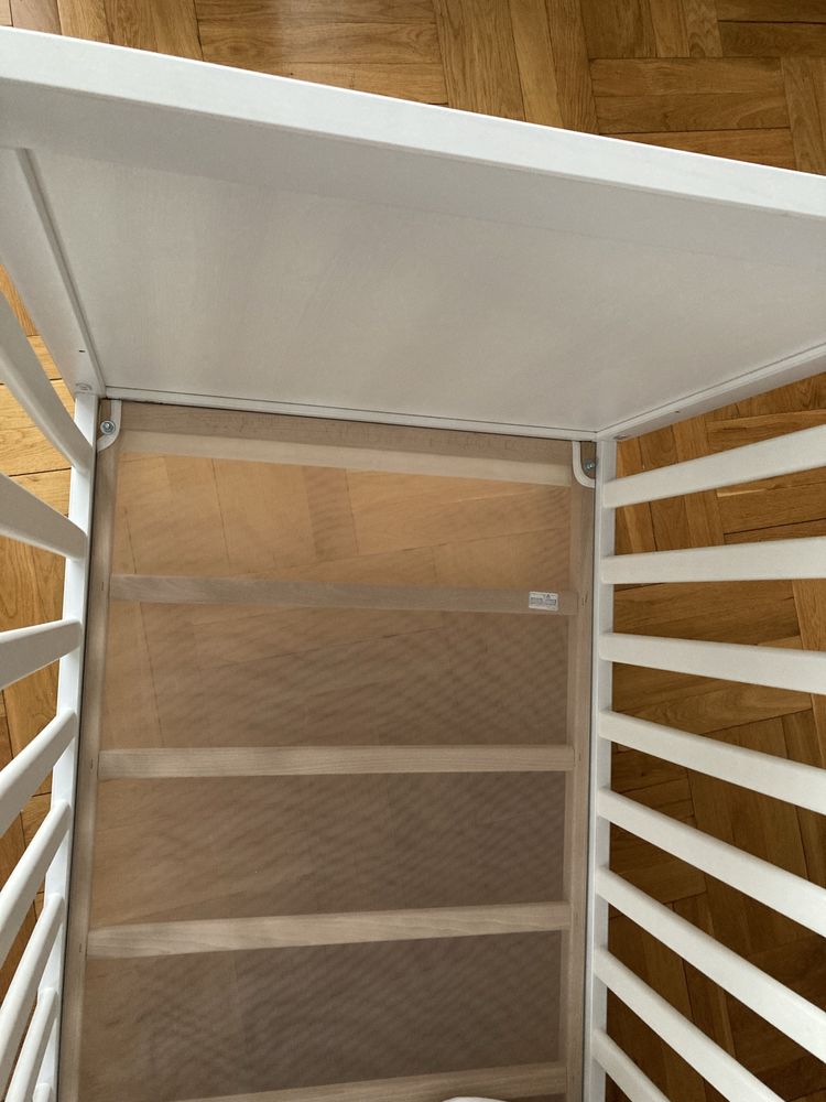 Łóżeczko dla niemowląt Ikea Sundvik z materacem