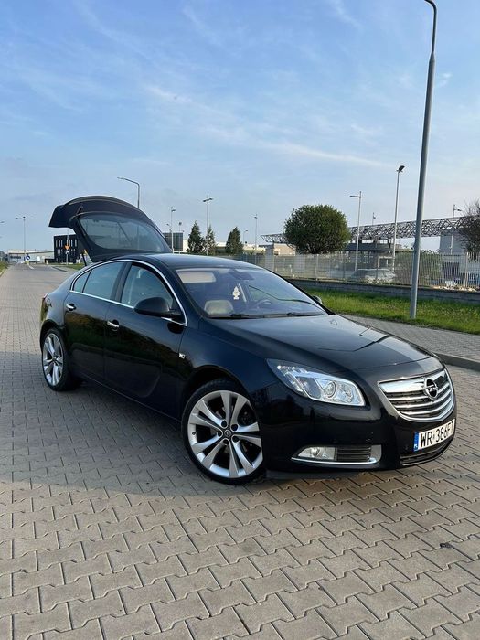 Opel Insignia 2.0 Turbo Benzyna, hatchback, Bi-Xenon, skóry, ASO, 20”, doinwestowany