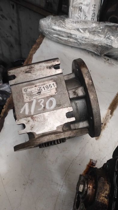 przekładnia kątowa 1/30