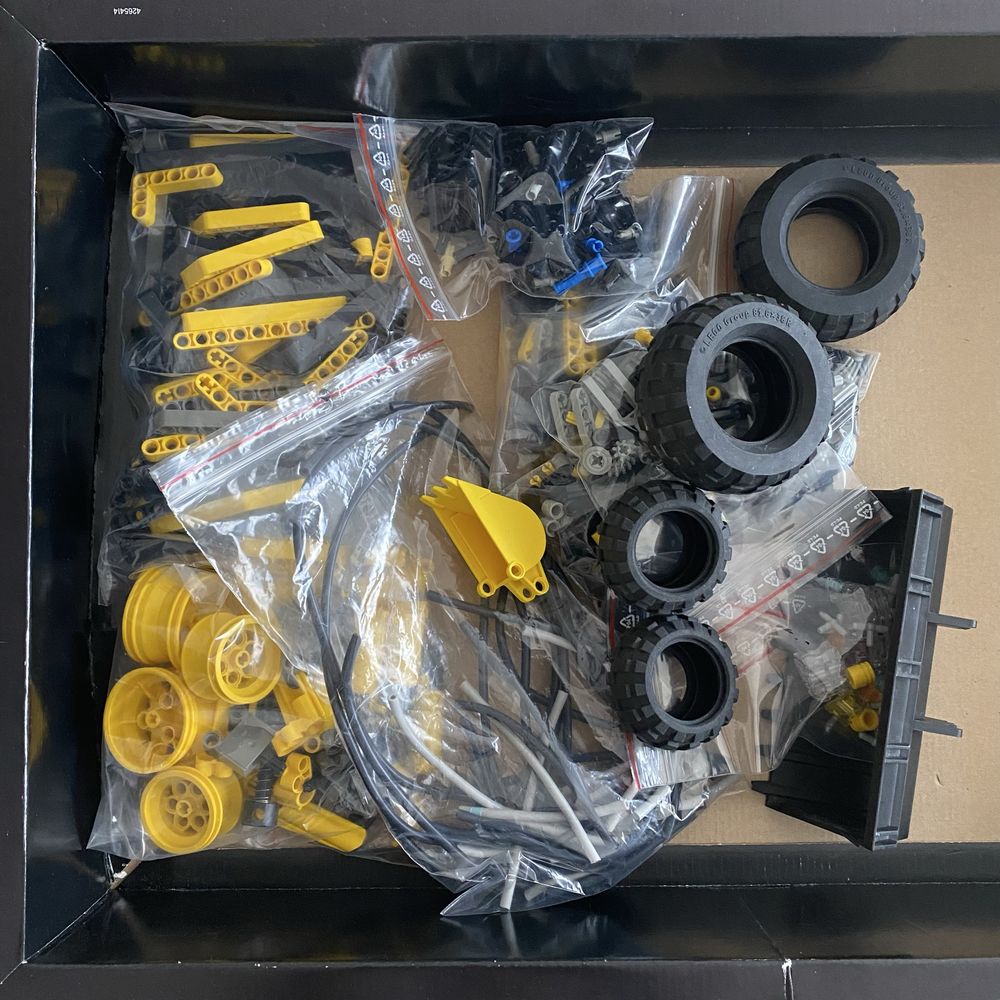 Klocki LEGO Technic 8455 — Backhoe Loader