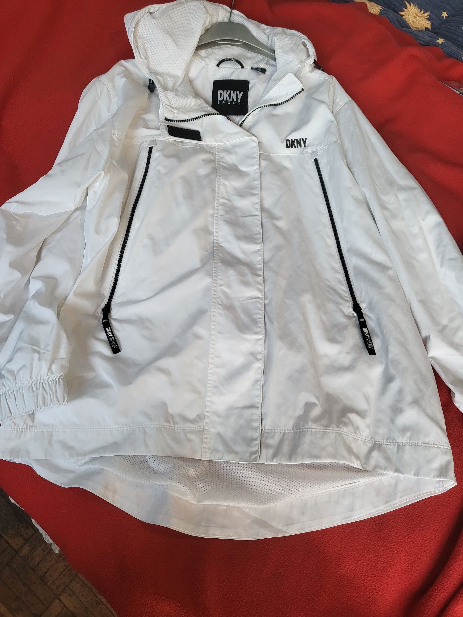 DKNY куртка,вітровка DKNY, легка жіноча куртка DKNY p.M