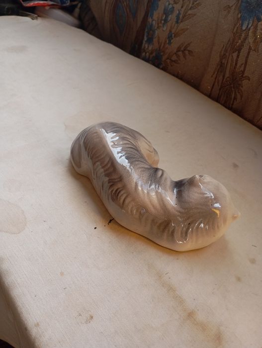 форфоровая статуєтка продам