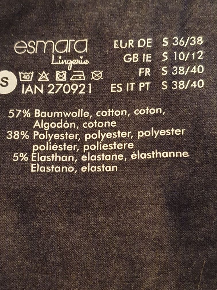 Podkoszulka na ramiączkach ESMARA
