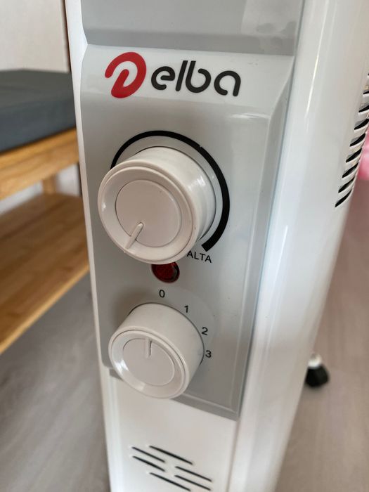 Aquecedor / Radiador a óleo - 10 elementos - 2500W + tomada