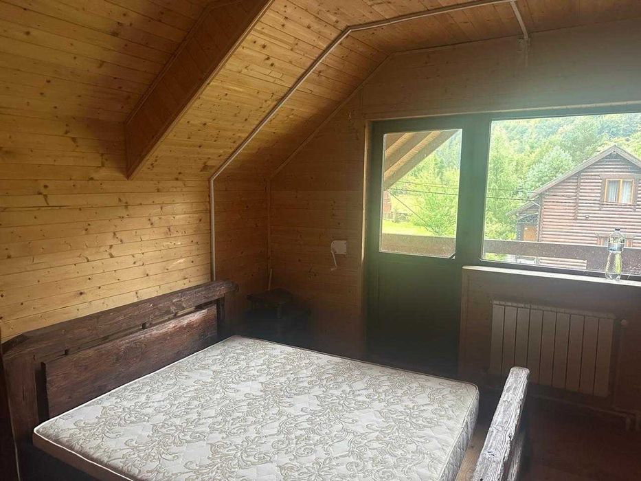 Затишний еко - зруб з масиву екологічно чистої карпатської смереки