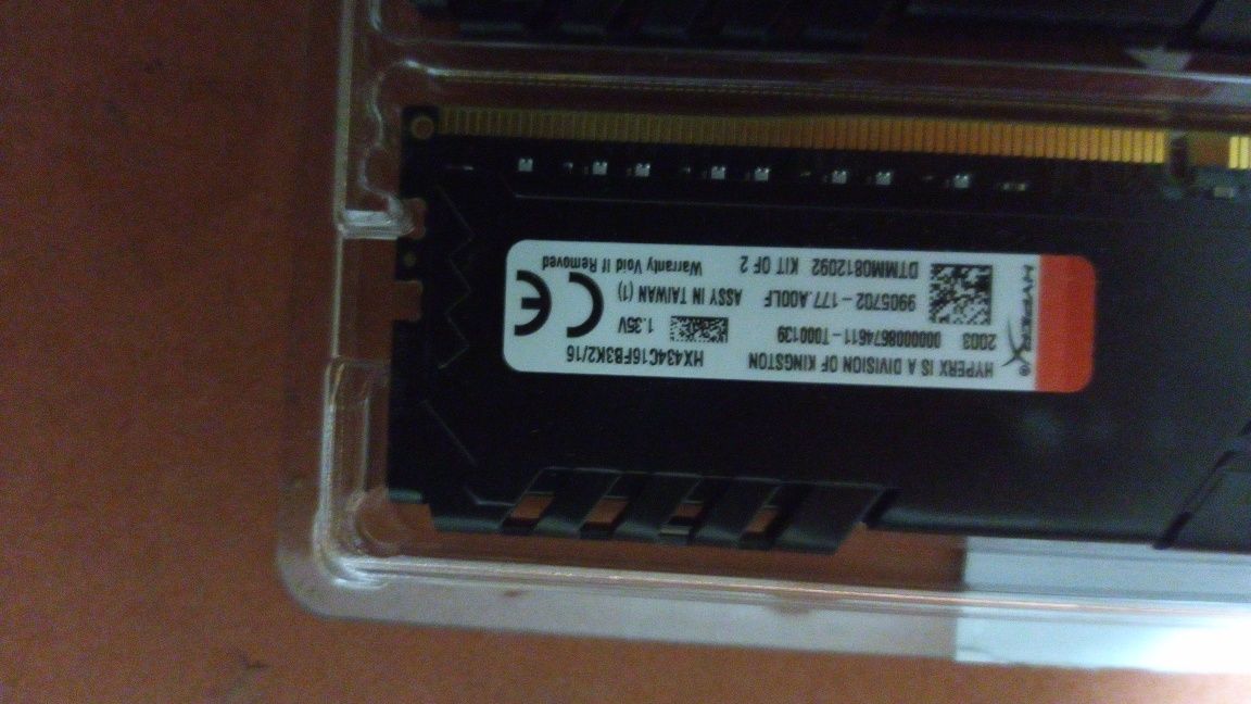 Продам ddr4 2/8 гб