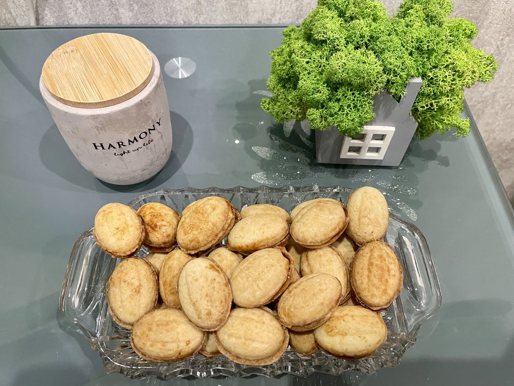 Горішки, орешки з згущенкою