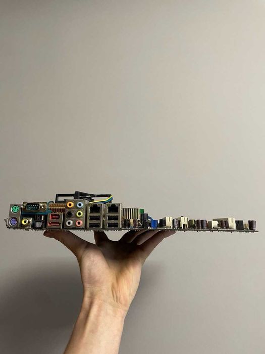 Комплект 775 Asus P5B Deluxe/Pentium E5200/DDR2 2GB