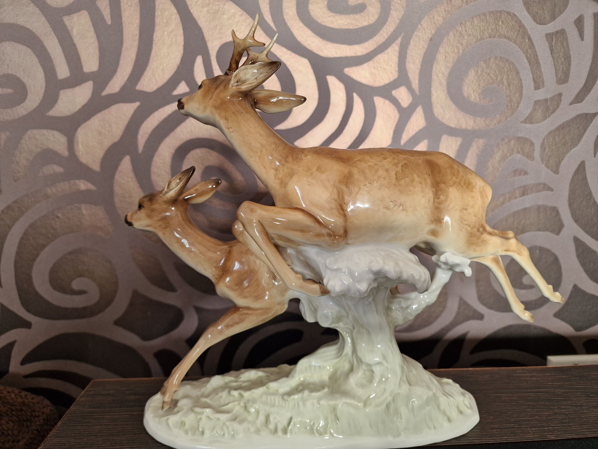 Jeleń i łania, sarna duża figurka z porcelany Hutschenreuther