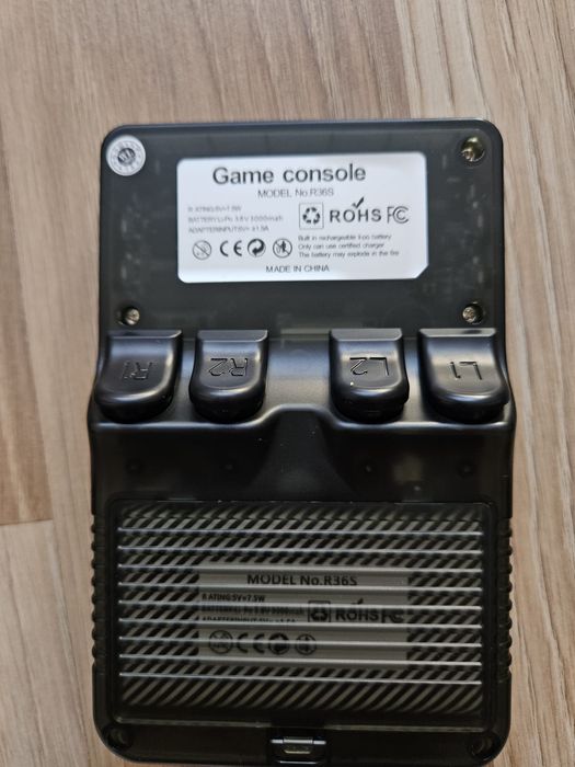 Konsola do gier retro R36S, ekran IPS 3,5 cala, przenośny odtwarzacz w