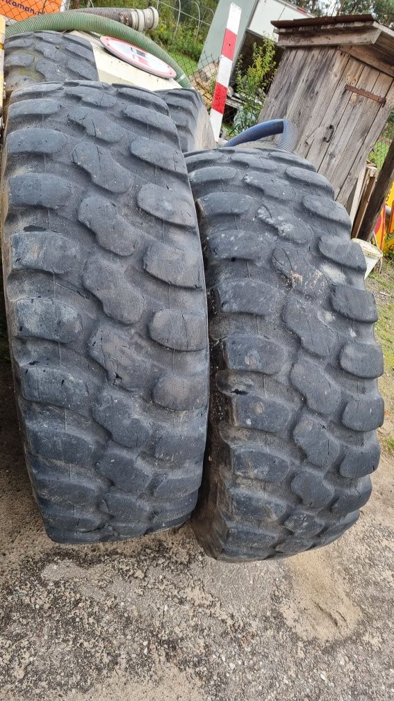 Opony 440/80R28 komplet, felgi r28