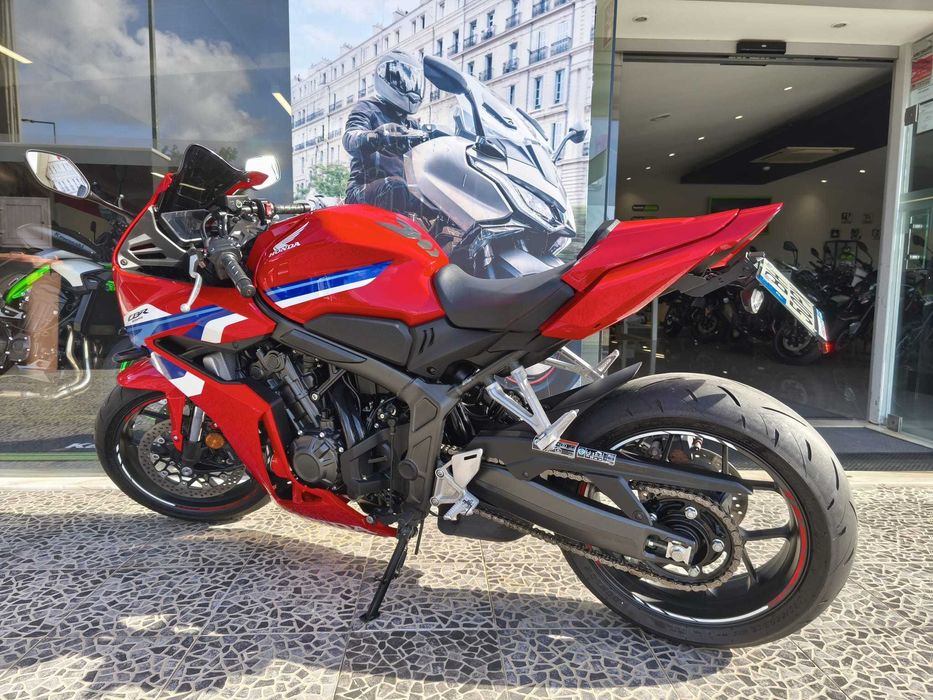 HONDA CBR650R 2024