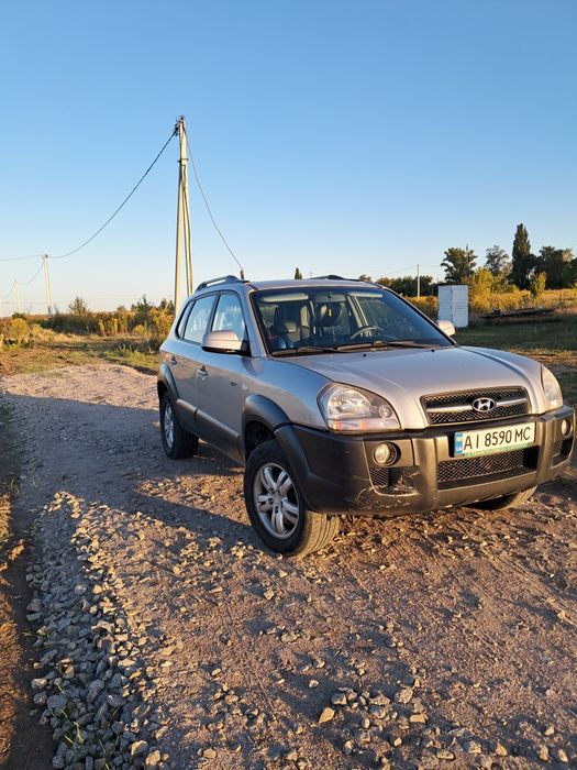 Hyundai Tucson в хорошому стані,  офіційний