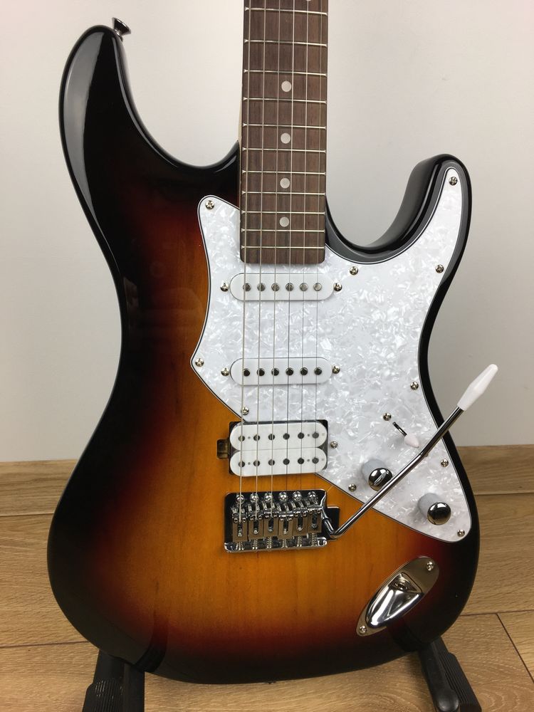 Gitara elektryczna Aria Pro II 714-STD Stratocaster HSS Split-coil