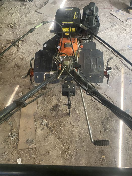 Продам мотоблок бензиновий 7 л.с