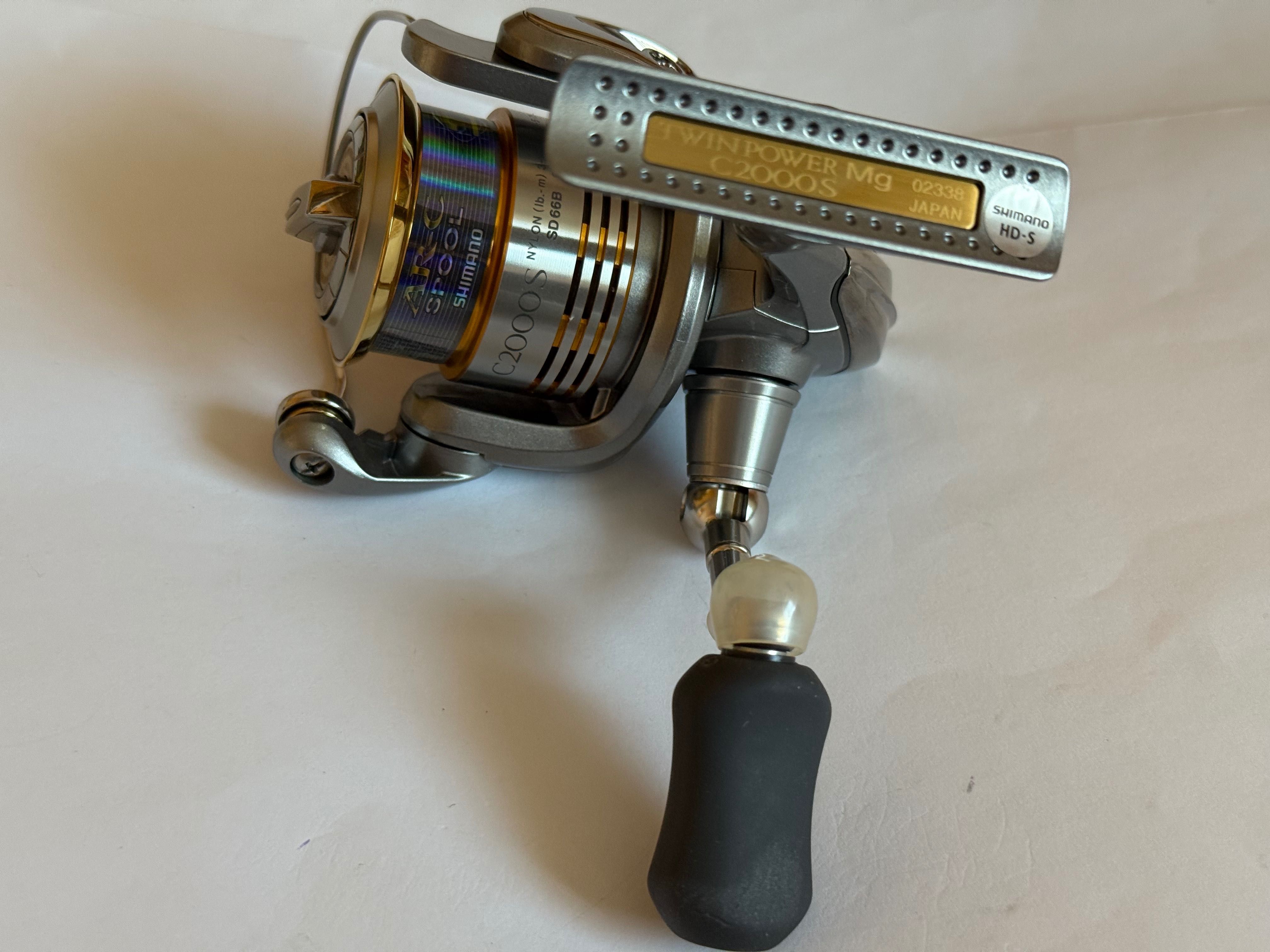 OKAZJA! Shimano 09 TWIN POWER-Mg C2000S JAPAN - IGŁA - tzw.leżak