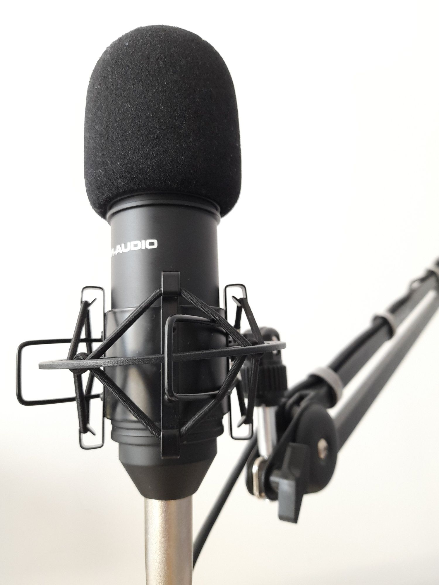 Mikrofon pojemnościowy z pop-filtrem M-Audio Nova Black