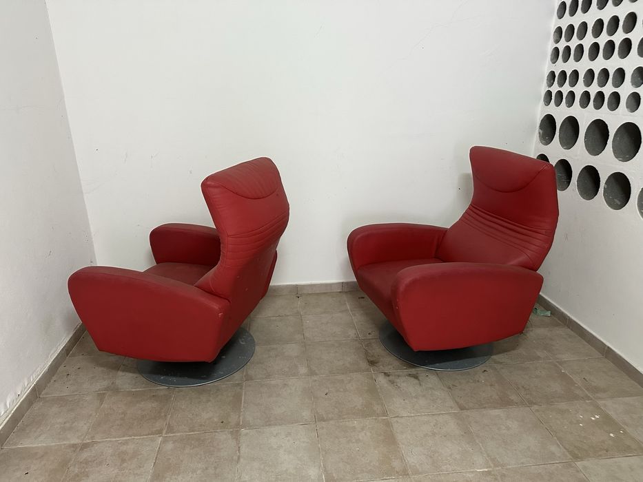 2 Cadeirões grandes dimensões muito confortáveis