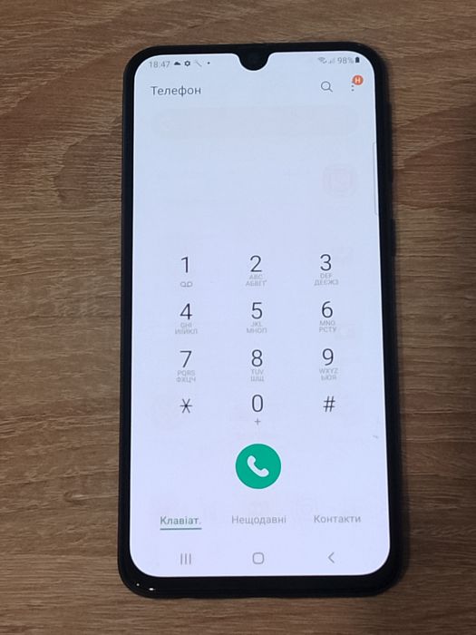 продається телефон samsung galaxy a40