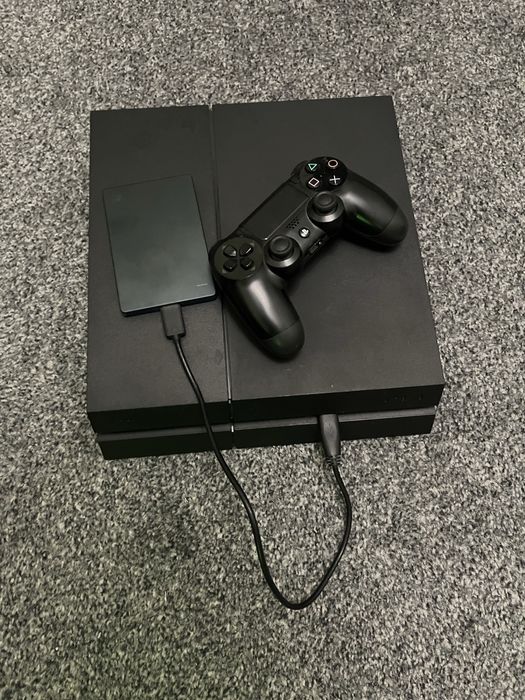 PS 4 500gb + dysk 2tb