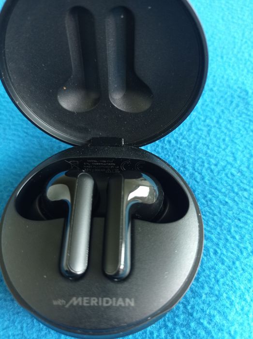 LG TONE Free Ear Buds - Like New