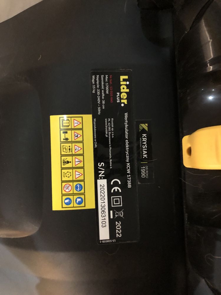 Lider wertykulator areator  Lider Plus KCW1738B z koszem elektryczny