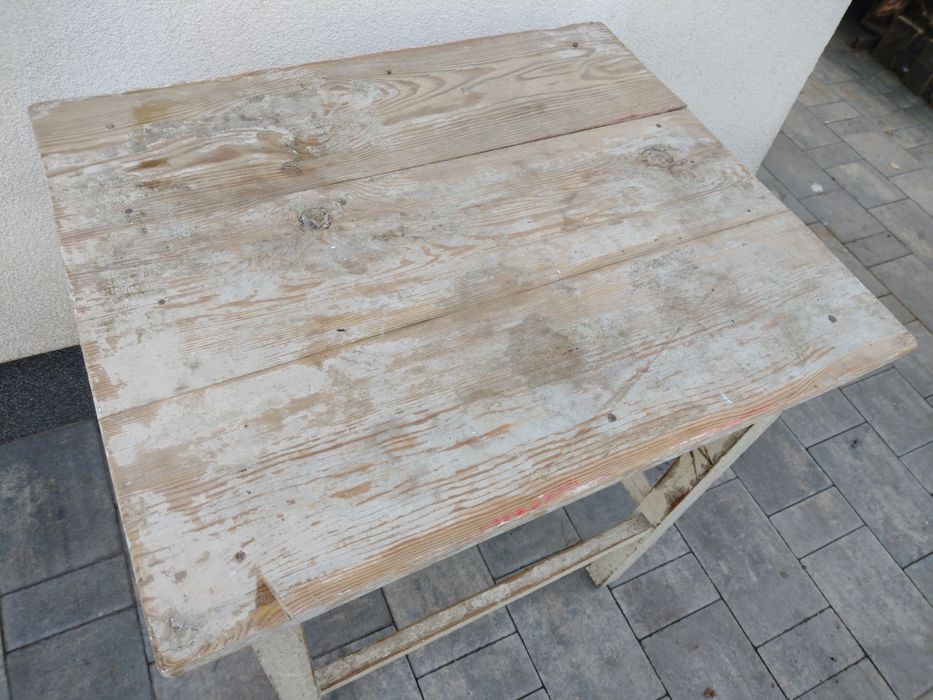 Stół drewniany PRL bardzo stary cały z drewna blat też Gorąco polecam