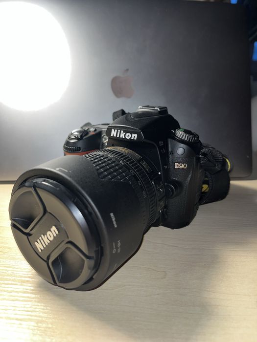 Фотоаппарат Nikon d90 с объективом 18-105