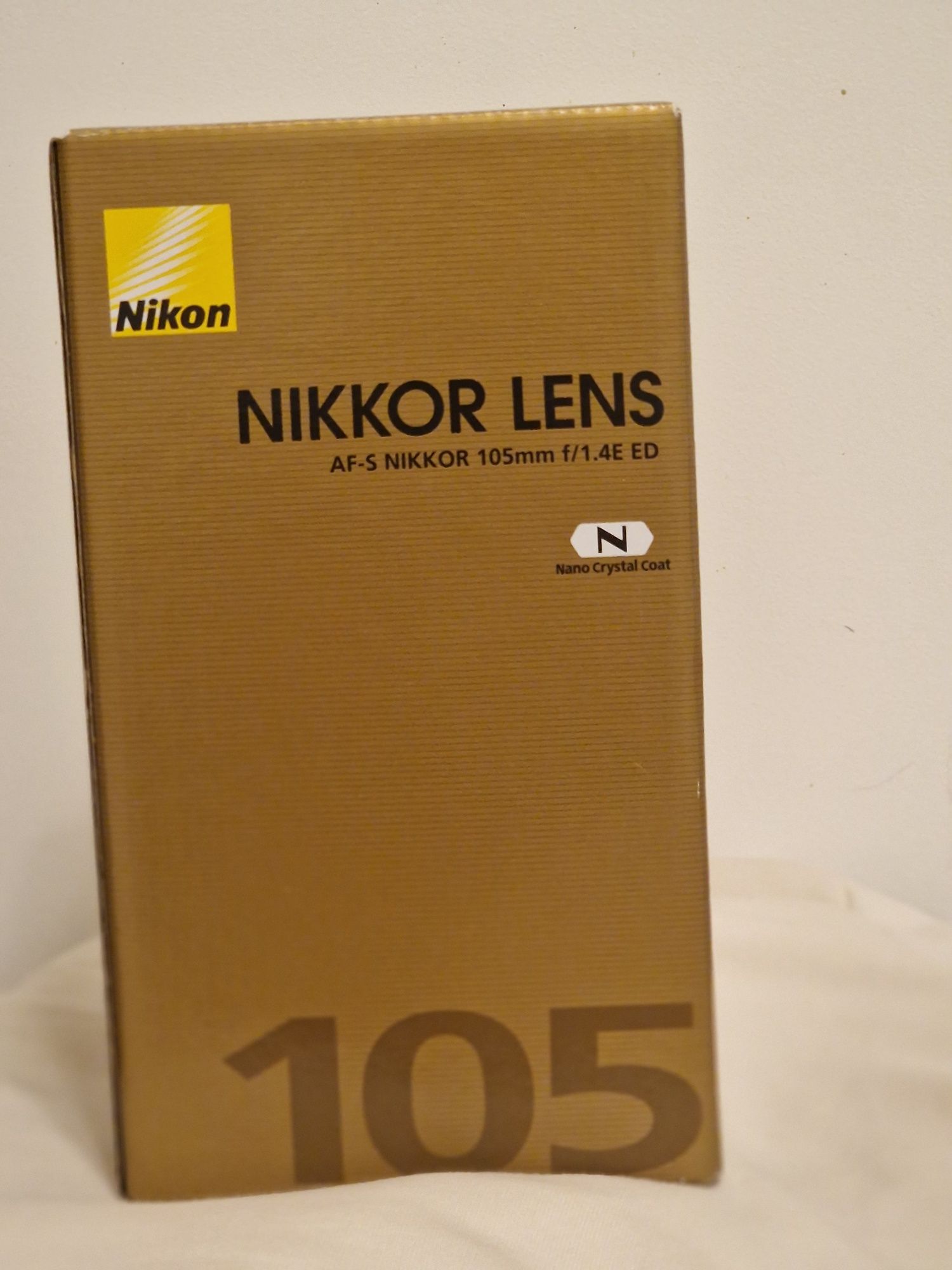 AF-S NIKKOR 105mm f/1.4E ED