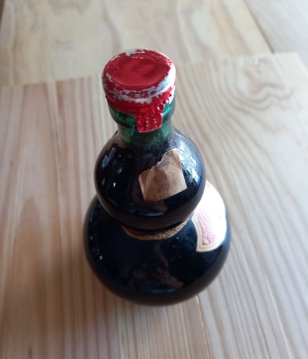 Rosé Bela - mini garrafa modelo cabaça Fonseca wine bottle