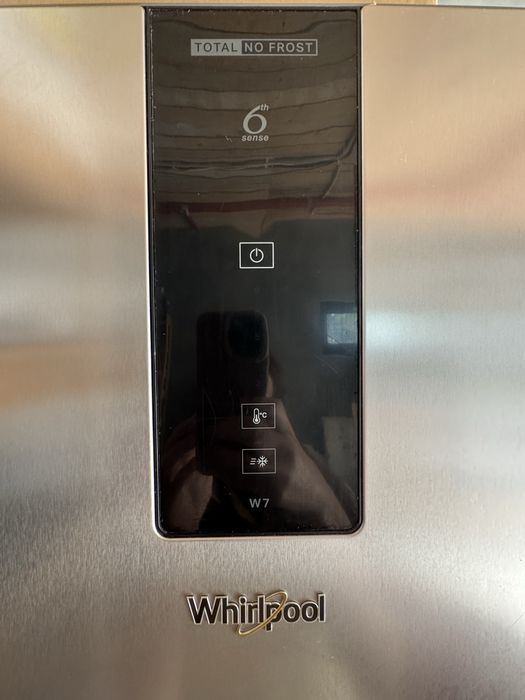 Холодильник Whirlpool, всі питання за номером телефону