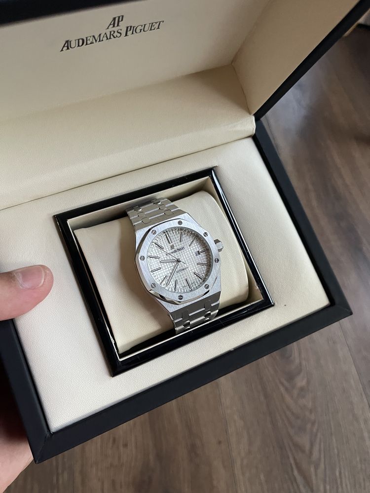 Nowy Zegarek audemars piguet nie patek philippe hublot