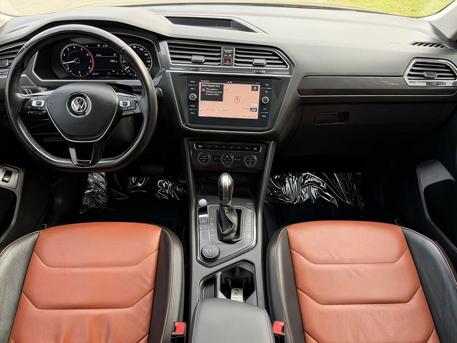 Volkswagen Tiguan      2019