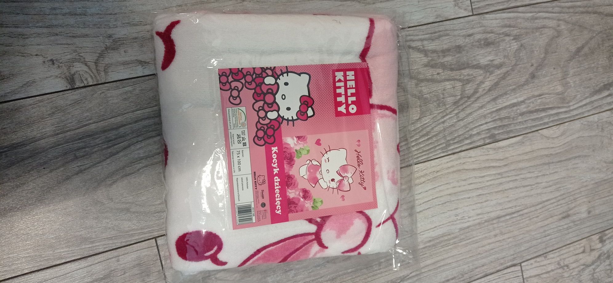 Kocyk hello kitty NOWY