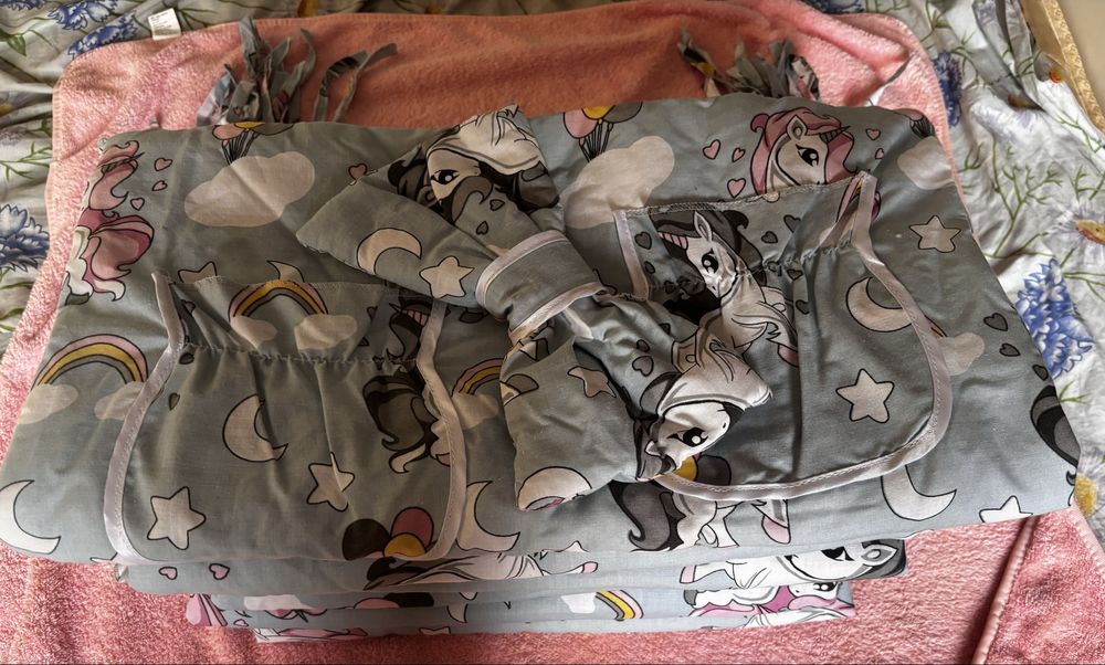 Бортики в дитяче ліжко