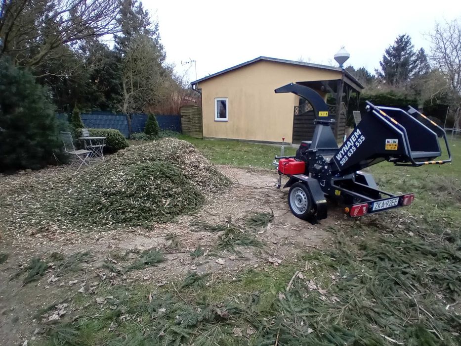 Wynajem usługi rozdrabniacz rozdrabnianie rębak mielenie gałęzi zrębki