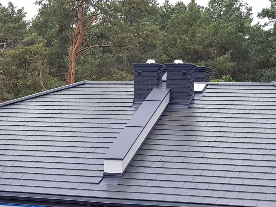 Dachówka podstawowa betonowa płaska Braas TEVIVA cisar czarna