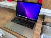 Apple MacBook Pro 13 i5 256 SSD TouchBar 4x Thunderbolt