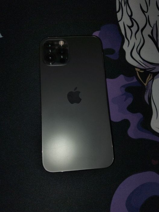 iPhone 12 para peças