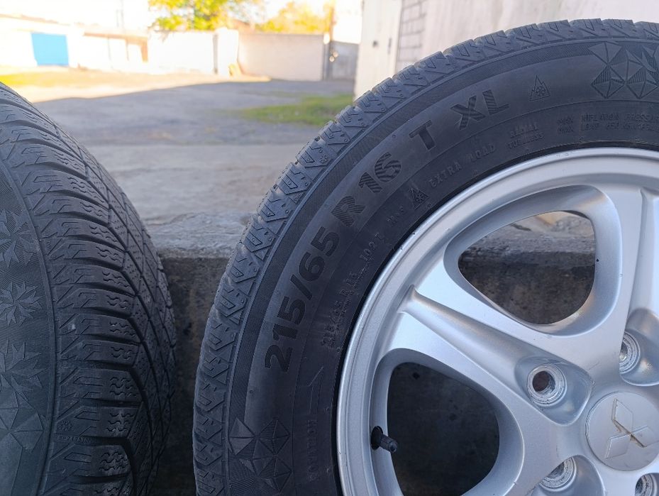 Колеса R16 5x114,3 et46 6j 67,1  215/65 зима Outlander Qashkai CRV