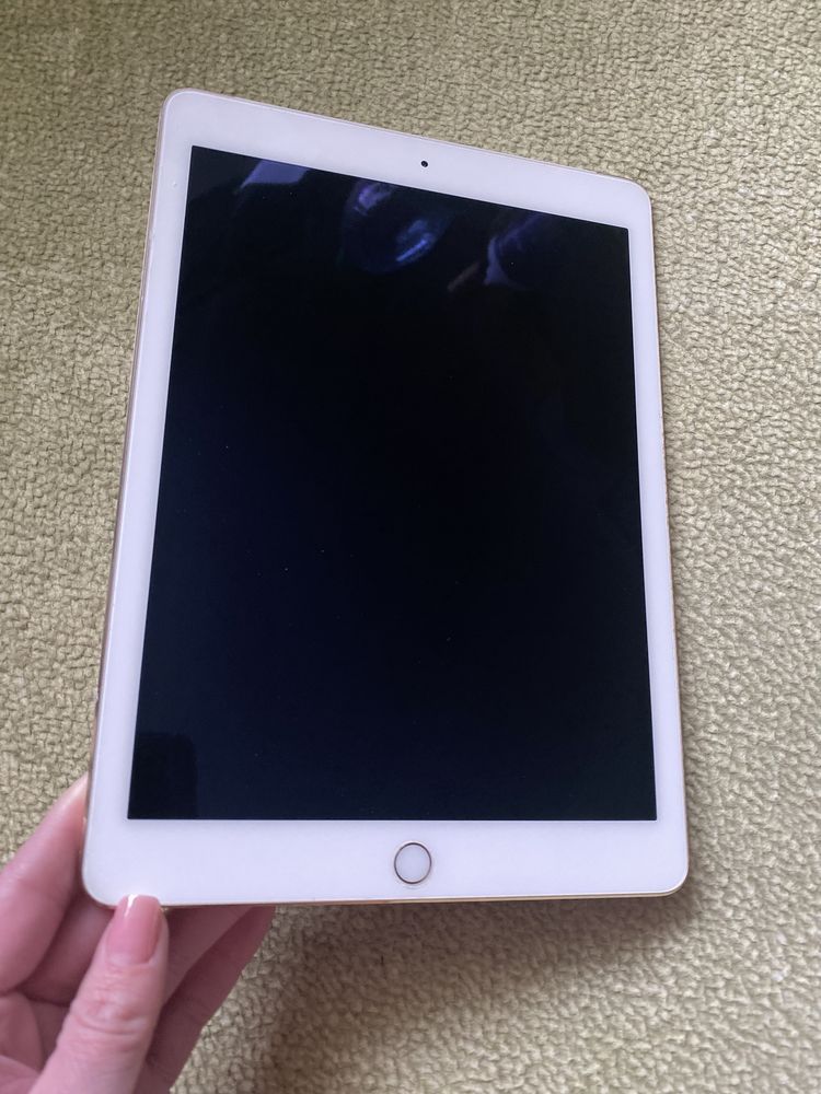 Ipad Air 2 gold LTE 16 гб