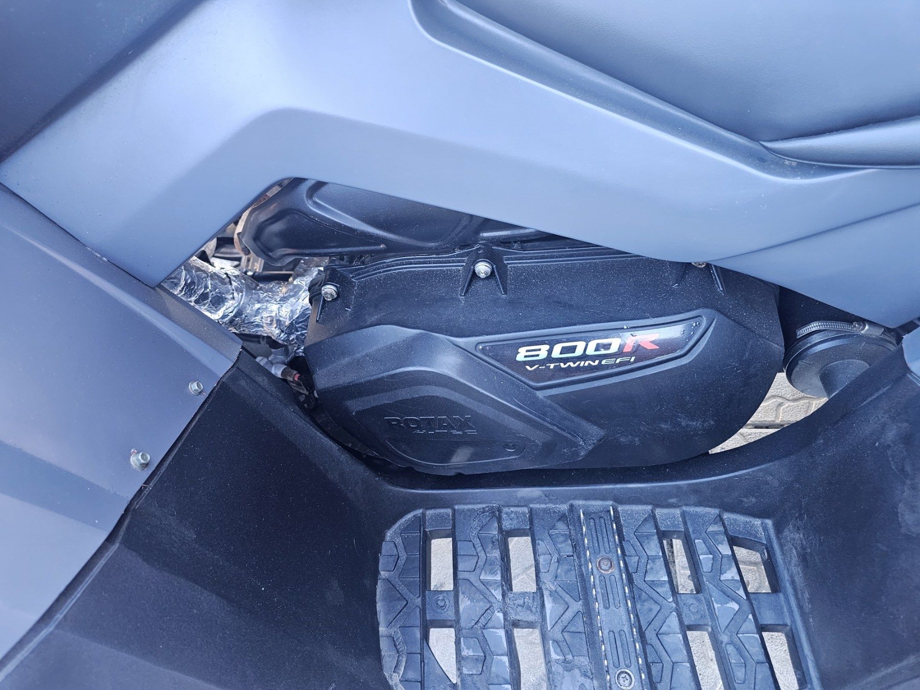 Квадроцикл BRP 800r