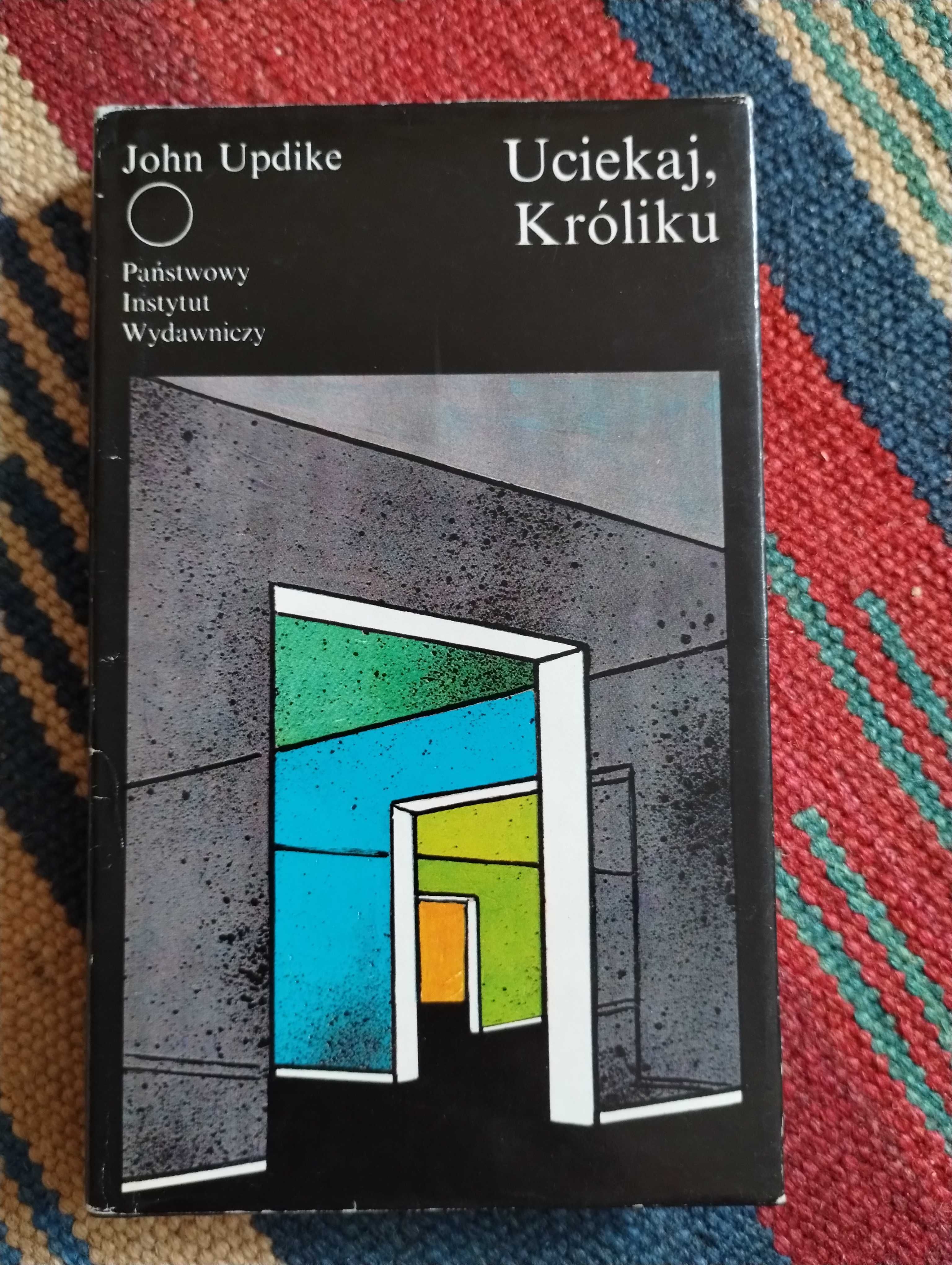 John Updike   Uciekaj, Króliku